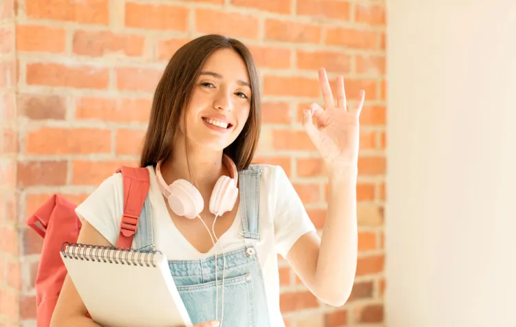 帶著耳機參加 WCA 比賽